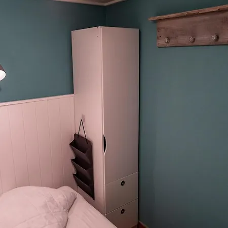 Equipped Bungalow, 5 Persons Holiday home Sint Maartensvlotbrug