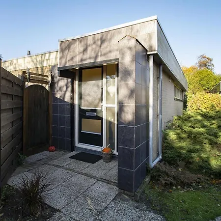 Equipped Bungalow, 5 Persons Holiday home