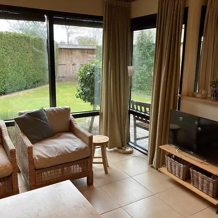 Holiday home Equipped Bungalow, 5 Persons *