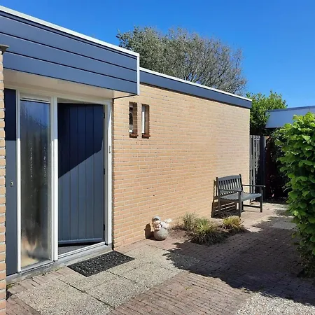 Equipped Bungalow, 5 Persons Sint Maartensvlotbrug