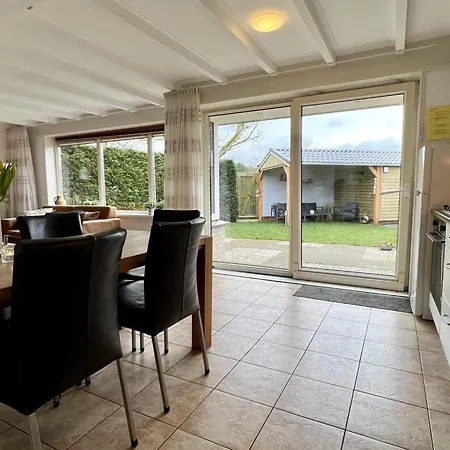 Equipped Bungalow, 5 Persons *