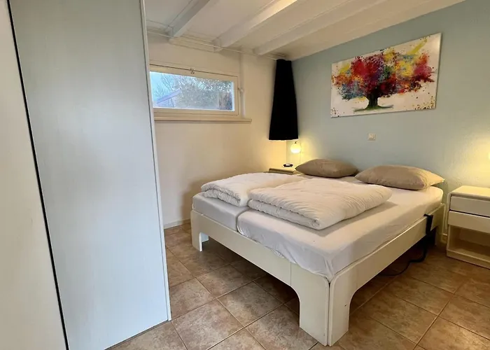 Equipped Bungalow, 5 Persons * Sint Maartensvlotbrug