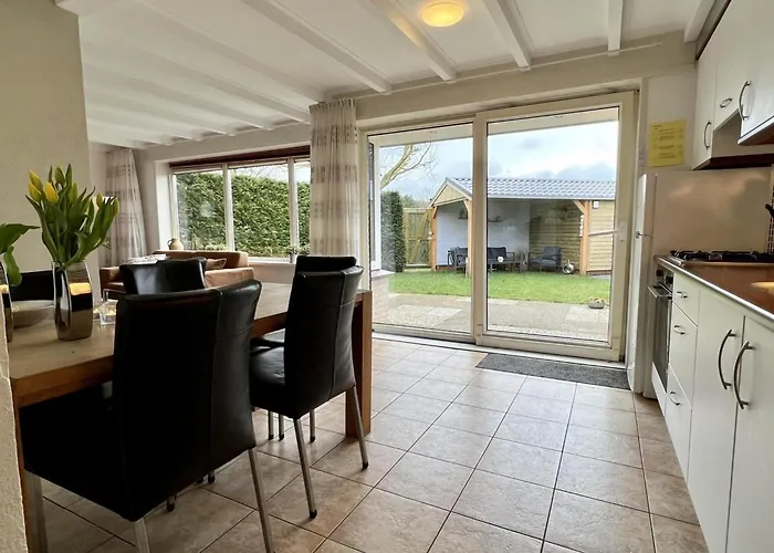 Equipped Bungalow, 5 Persons *