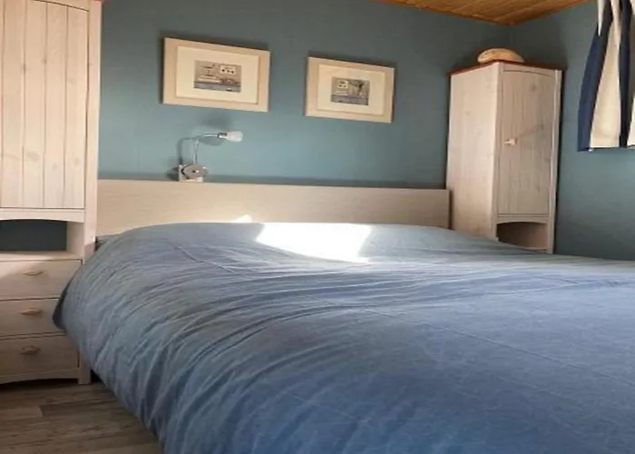 Equipped Bungalow, 5 Persons Дом отдыха *