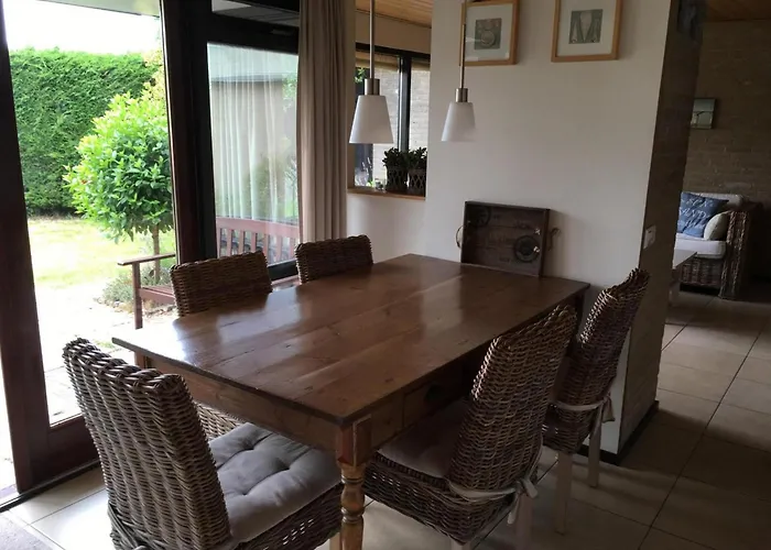 Equipped Bungalow, 5 Persons Sint Maartensvlotbrug