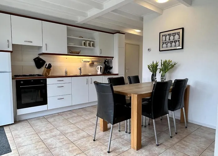 Equipped Bungalow, 5 Persons Дом отдыха