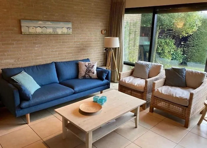 Дом отдыха Equipped Bungalow, 5 Persons Sint Maartensvlotbrug